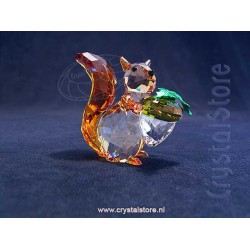 Idyllia Squirrel and Acorn