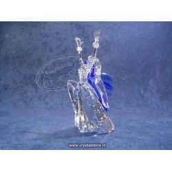 Annual Edition Isadora 2002