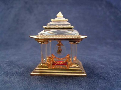 Swarovski Crystal - Japanes Temple Gold (no box)