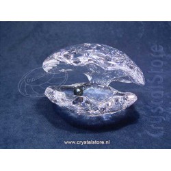 Pearl Oyster with Black Pearl