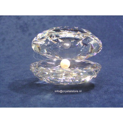 Shell with Pearl 