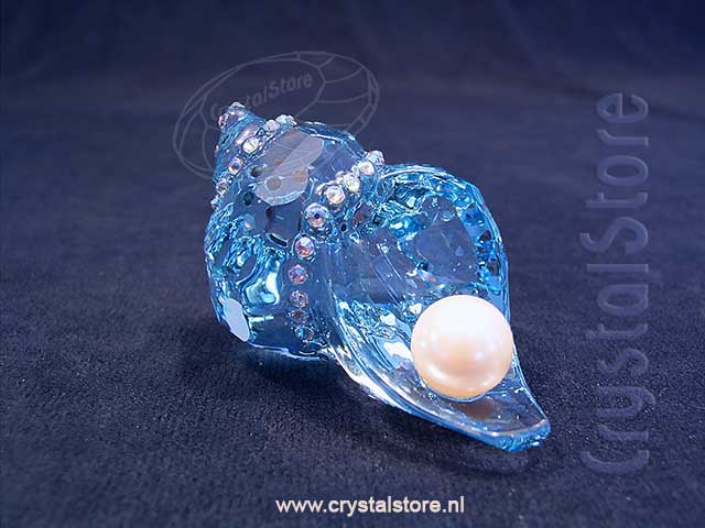Idyllia SCS Conch Shell and Pearl